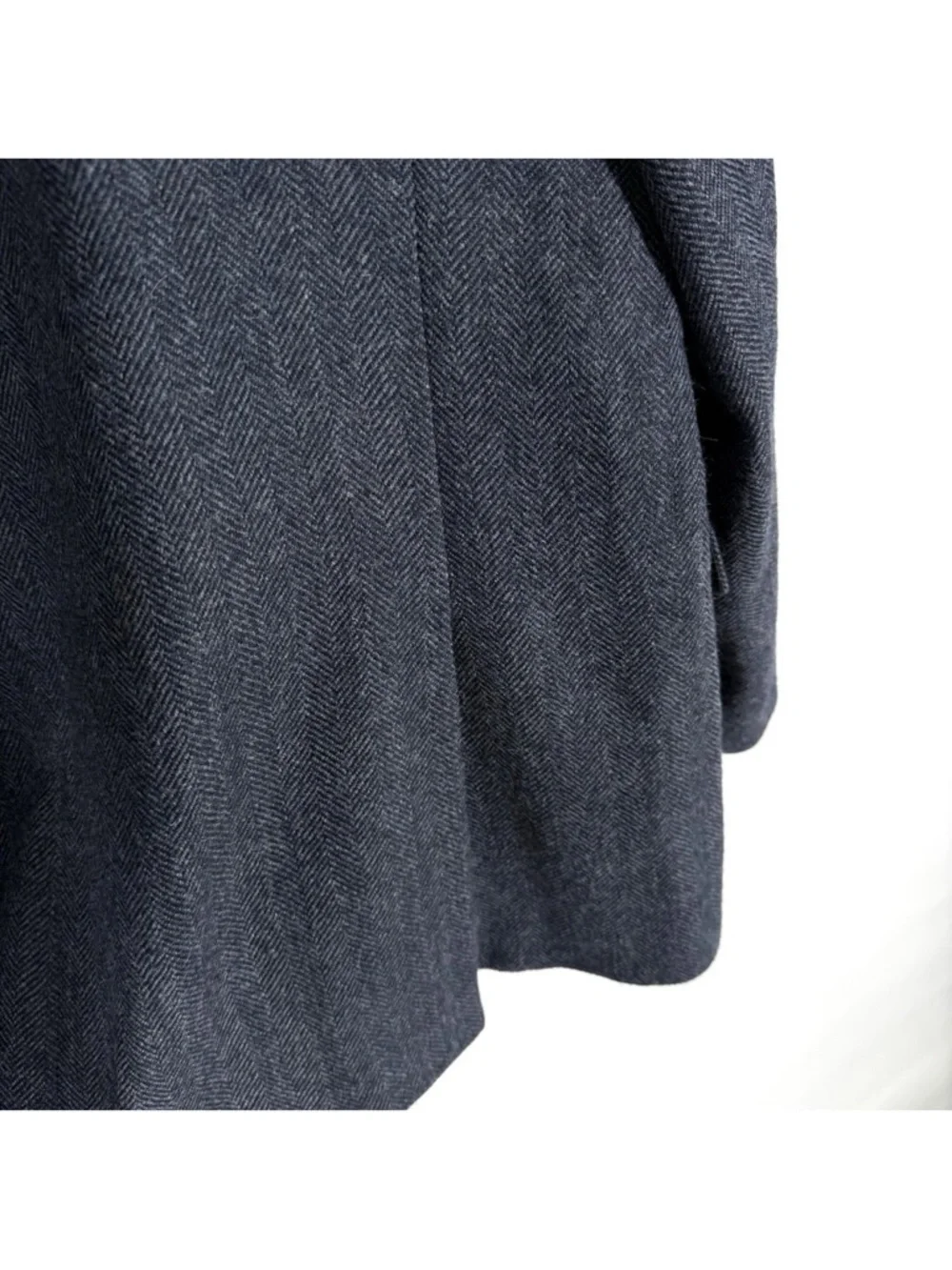 Jos A Bank Wool Blazer Mens Size 48R Navy Herringbone Tailored Fit Sport Coat